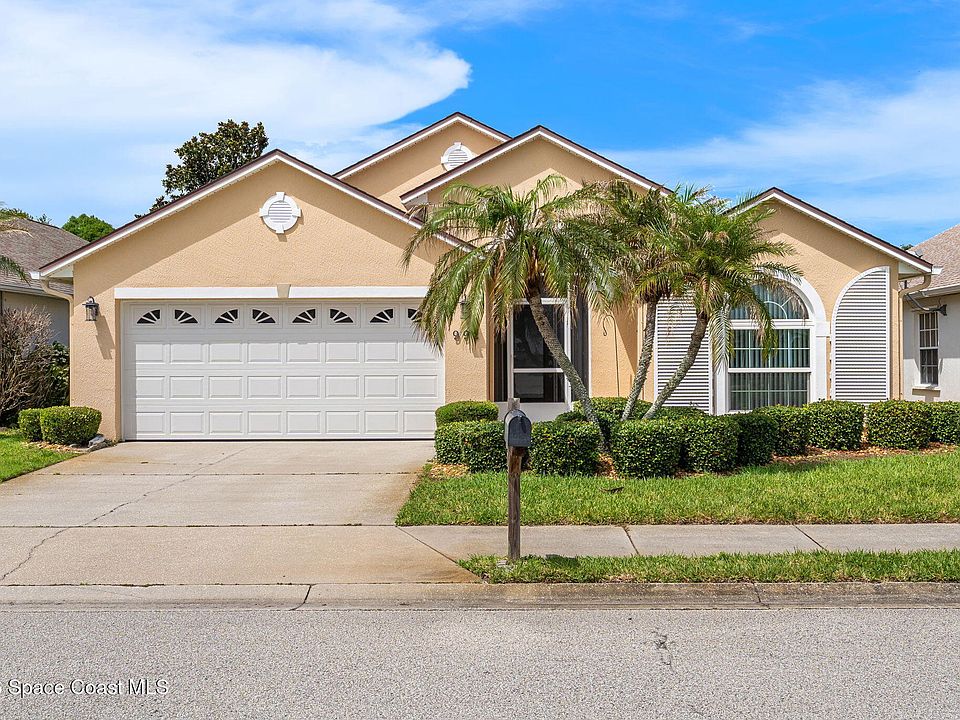 1st image of 992 Shaw Cir