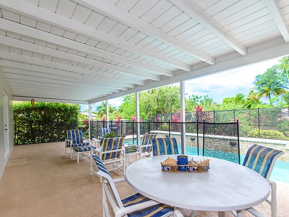 3rd image of 7511 NW 40th Pl
