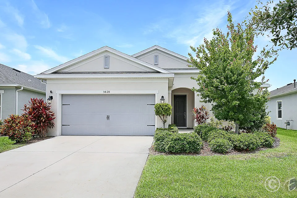 5420 Silver Sun Dr