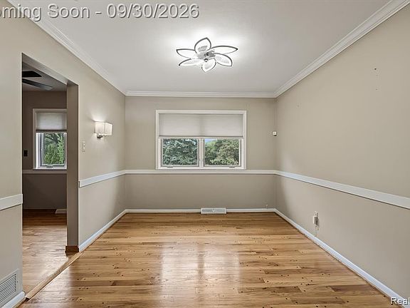 4th image of 4753 Quarton Rd