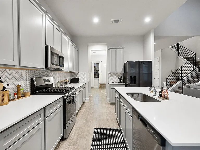 11117 Charger Way — Photo 47
