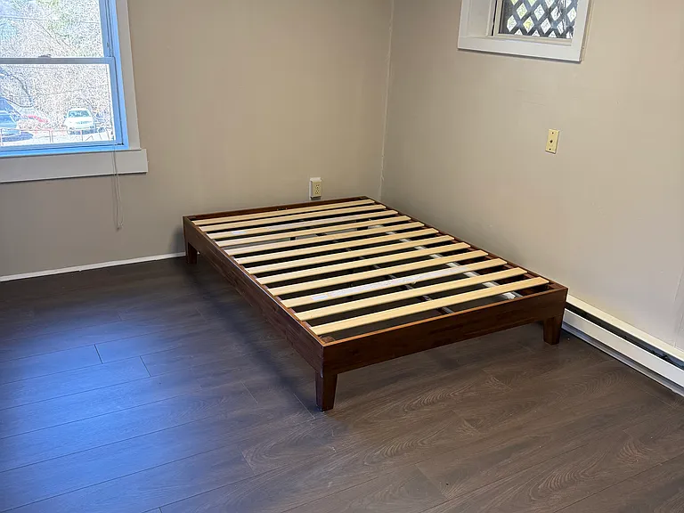 224 Cornell Ave #1/2 — Photo 8
