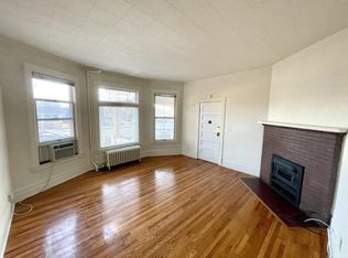 201 Monroe St #10922847, Valparaiso, IN 46383