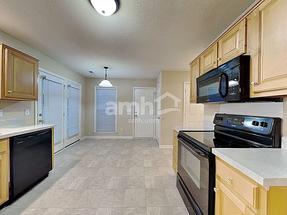 3rd image of 5419 Bradburn Dr
