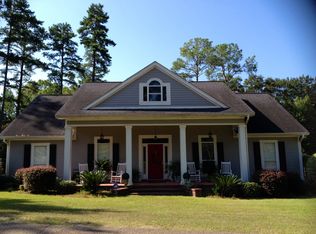 1100 Hickory Dr, Richton, MS 39476