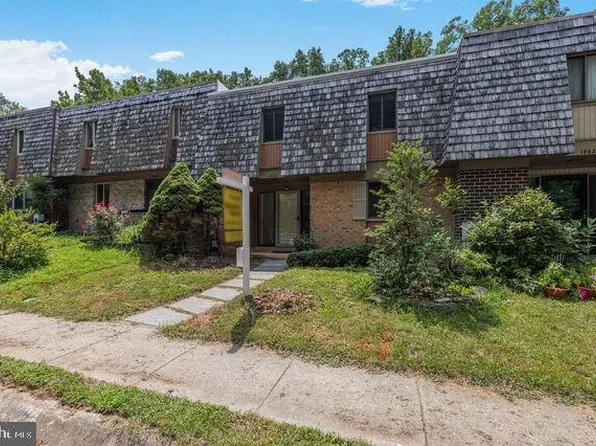 19621 Sparr Spring Rd, Montgomery Village, MD 20886