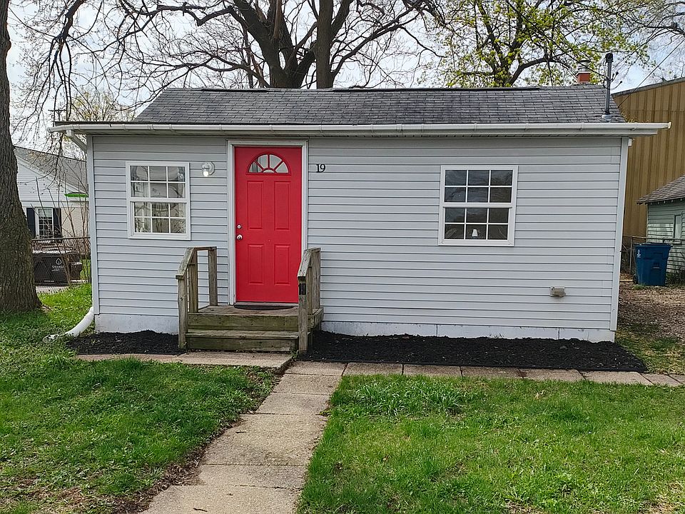 1st image of 19 Bradley St