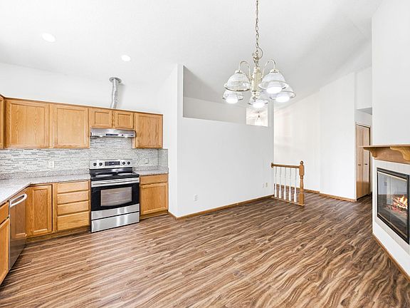 4th image of 16036 Goodview Ct