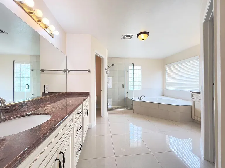 2019 Silverton Dr — Photo 23