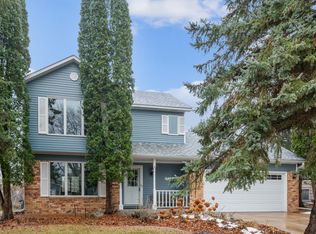 18927 Barrington Dr, Eden Prairie, MN 55346