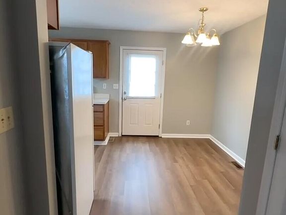 5th image of 244 Simba Way