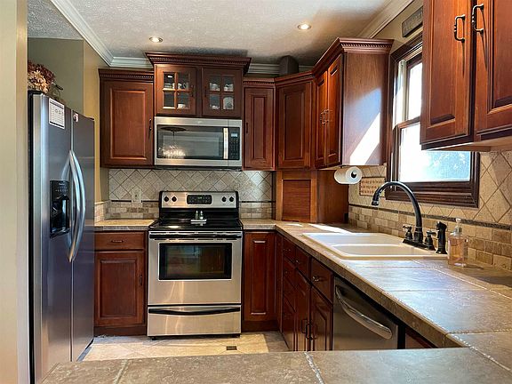 3rd image of 7178 State Road 58 E