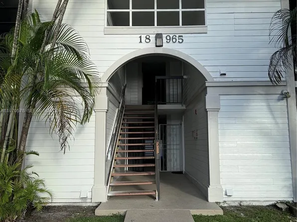 18965 NW 62nd Ave APT 105, Hialeah, FL 33015