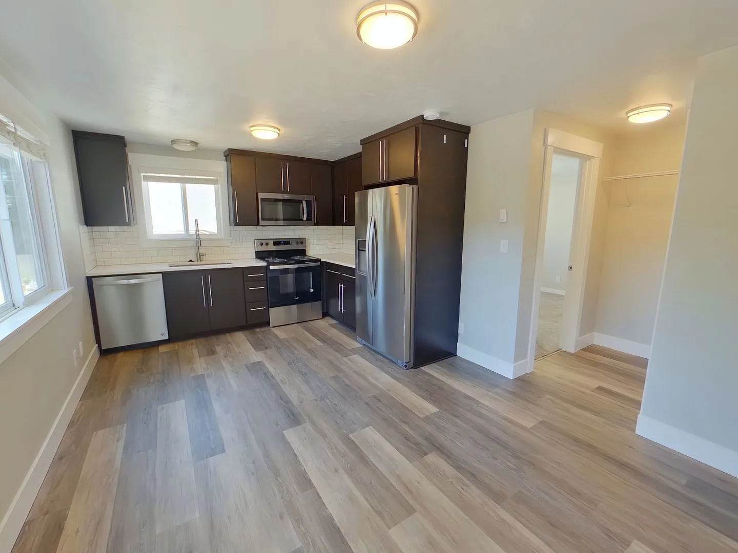 405 East 14th Ave — Photo 3