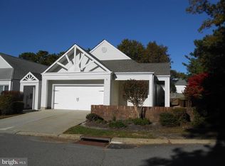 15 Newport Rd, Manahawkin, NJ 08050