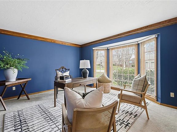5th image of 12333 Pembroke Ln