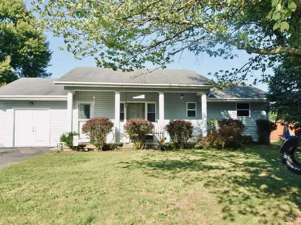 7413 Brock Dr, Blanchester, OH 45107