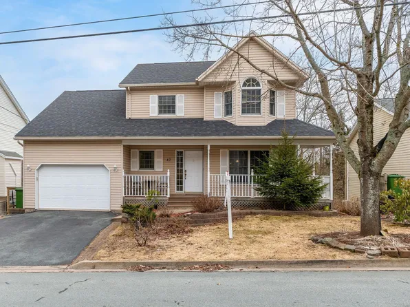 47 Nottingham St, Bedford, NS B4A 3A8