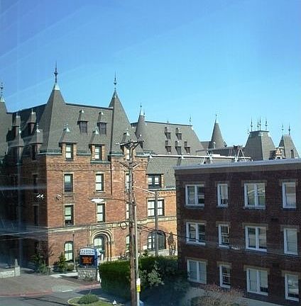 5th image of 25 North Broadway