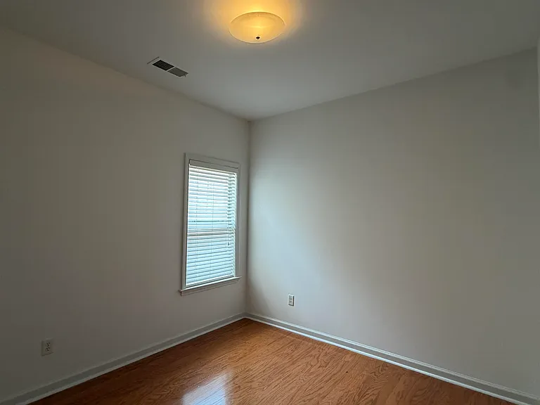 1207 Harbor River Dr — Photo 5