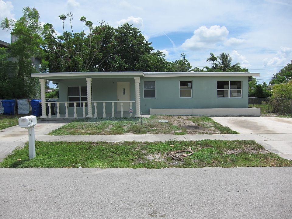 1st image of 3721 SW 47th Ave