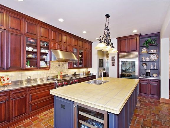 Chef's Kitchen