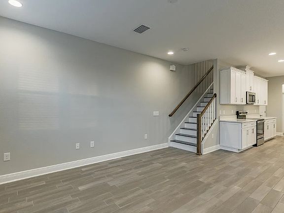 4th image of 30041 Southwell Ln