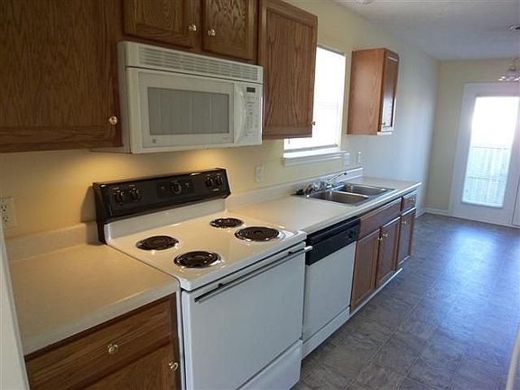 4th image of 316 Indian Park Dr
