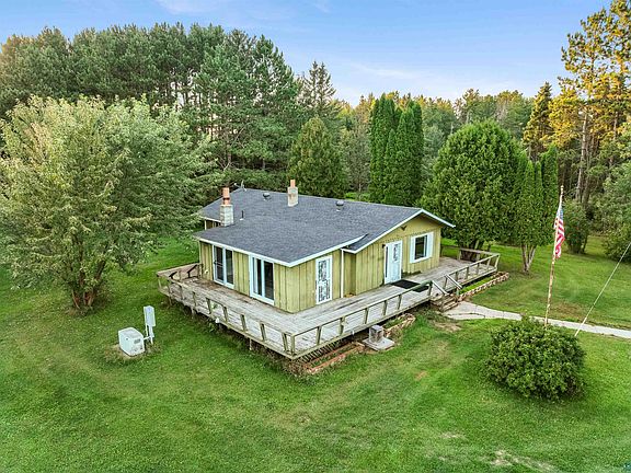 2nd image of 8798 Norway Ridge Rd