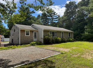 29 Race Ln, Sandwich, MA 02563