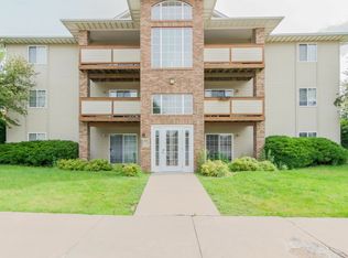 2572 Rushmore Dr, Iowa City, IA 52246