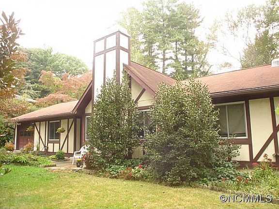 2nd image of 436 N Harper Dr