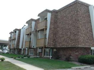 10612 Brooks Ln APT B6, Chicago Ridge, IL 60415