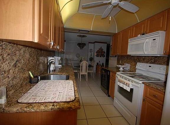 4th image of 1865 S Ocean Dr APT 18A