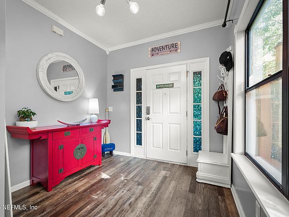 5th image of 5550 MARDIS Place E