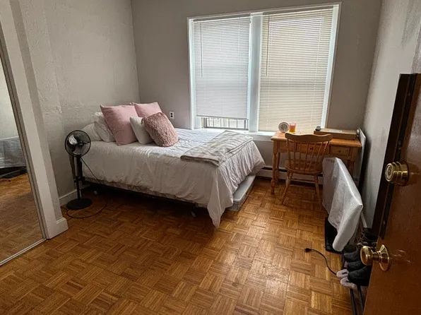 42 Phillips St #1, Boston, MA 02114