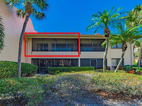 3rd image of 4800 Brittany Dr S APT 103