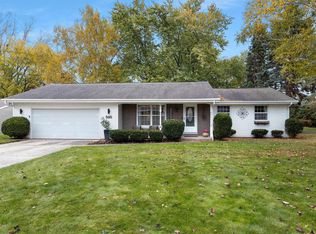 846 Moon Dr, Green Bay, WI 54313