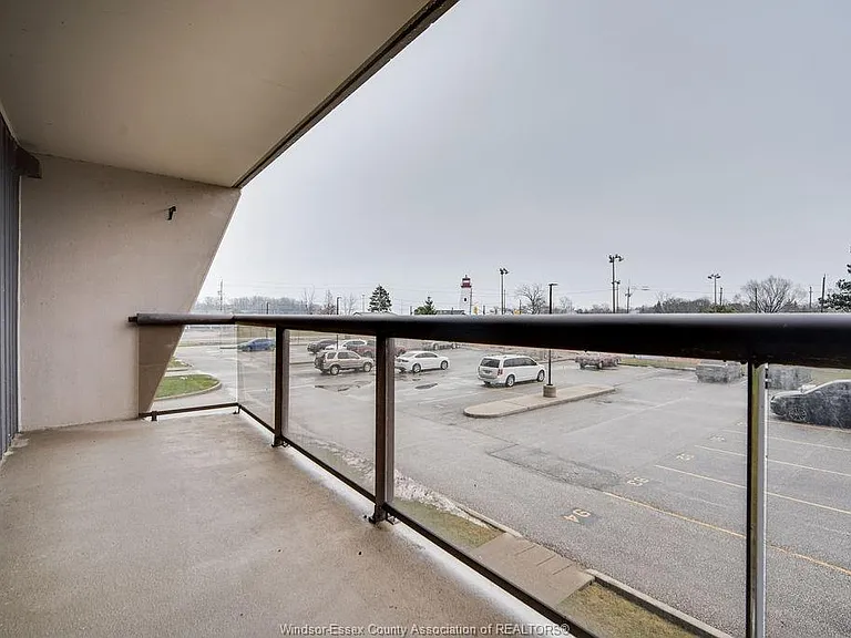 9099 Riverside Dr E #221 — Photo 13