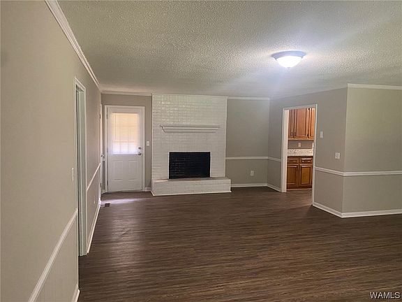 3rd image of 8915 Argonne Forest Dr