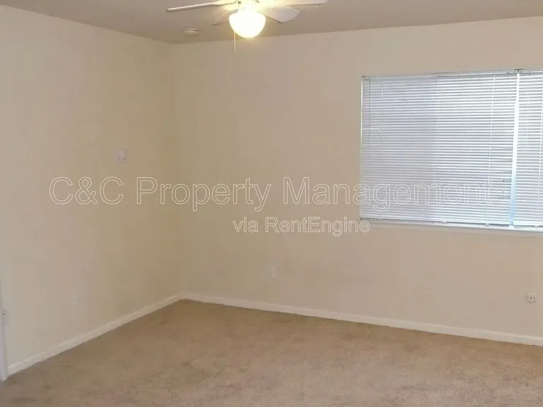 803 Laurel St #10 — Photo 5