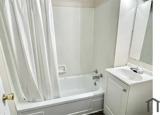 810 E Erie Ave #UP — Photo 13