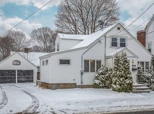 18 Richardson Rd, Lynn, MA 01904