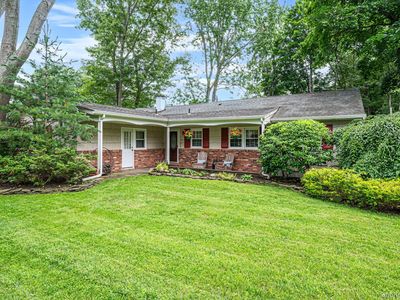 44 Winslow Lane, Smithtown, NY, 11787