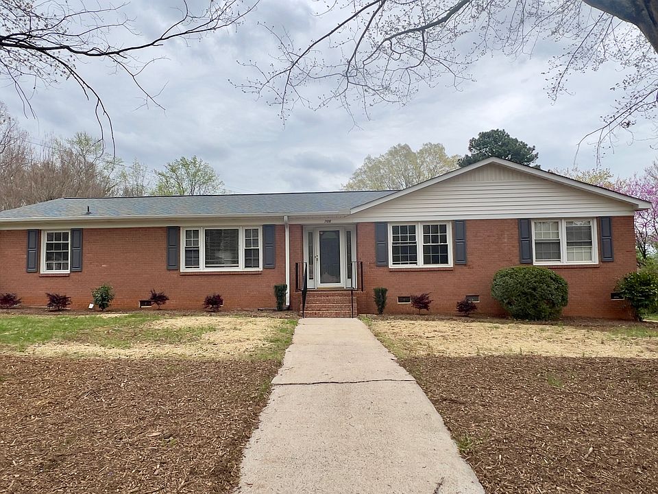 1st image of 706 Norman Dr