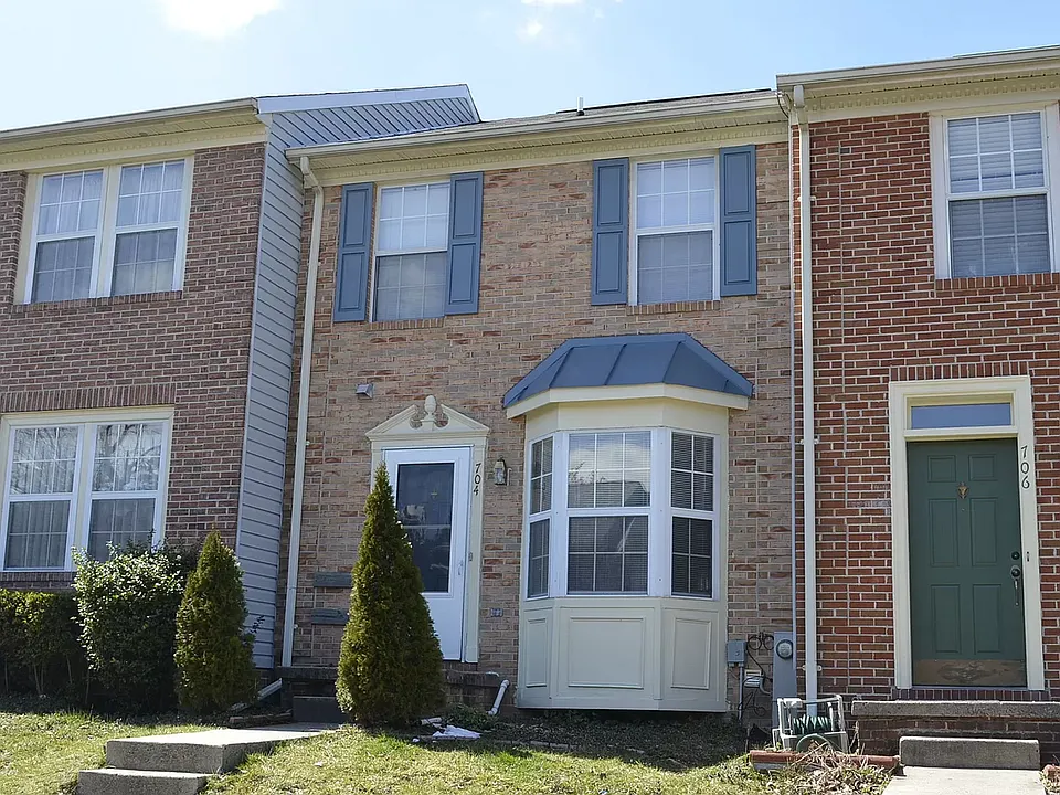 704 Saint Peters Ct