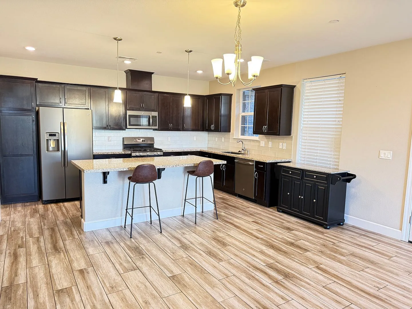 3 Bedrooms, 2 1/2 Baths with a 2 Car Garage at the Esplanade - Damonte Ranch — Photo 3