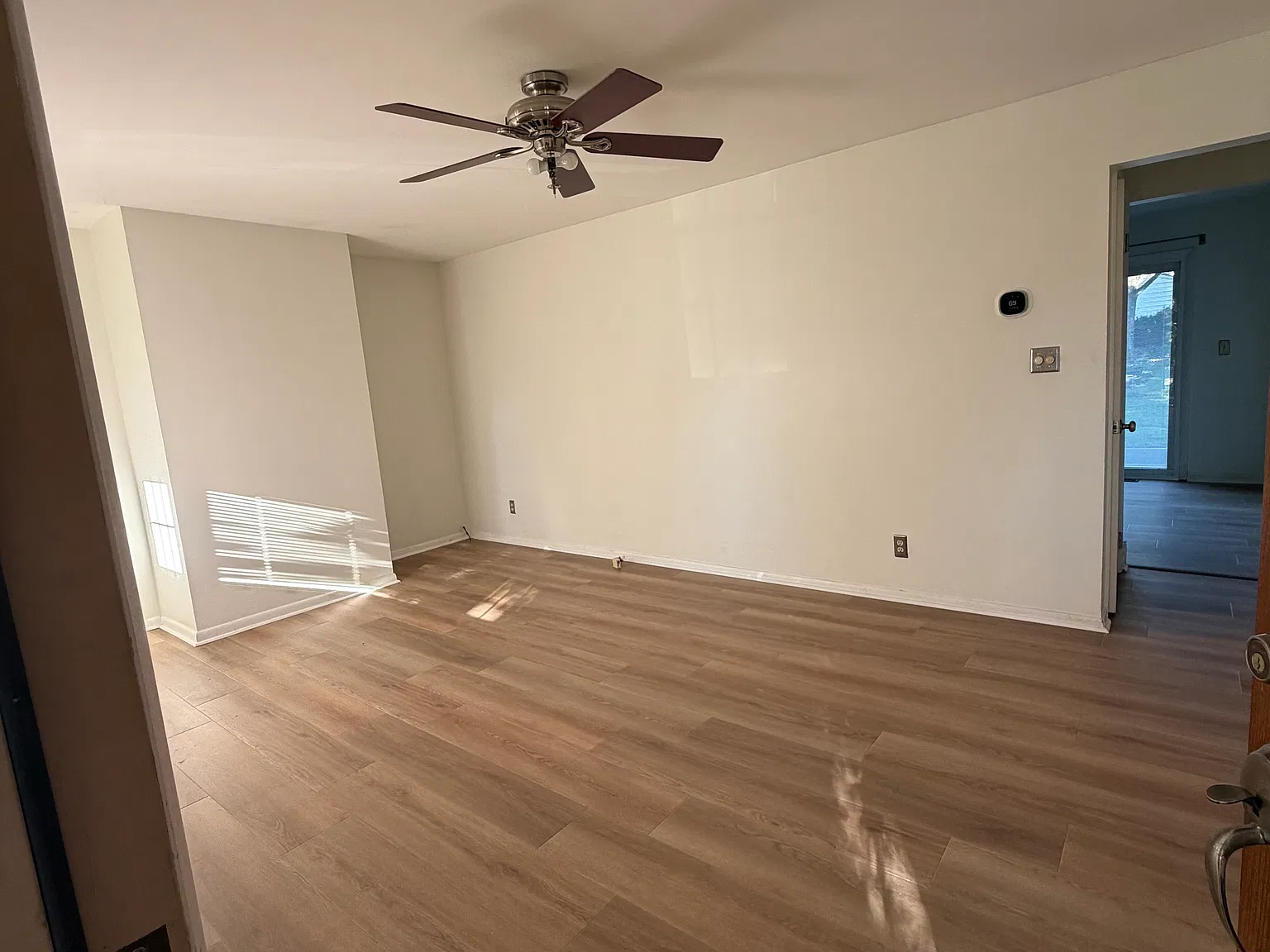 3 bed, 1607 sqft, $2,150 — Photo 4