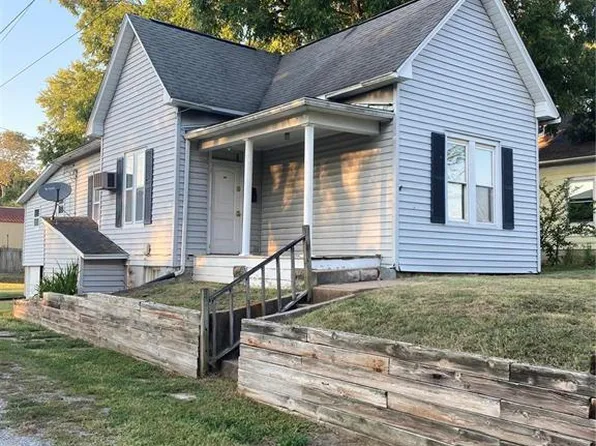 718 2nd St W, Scott City, MO 63780