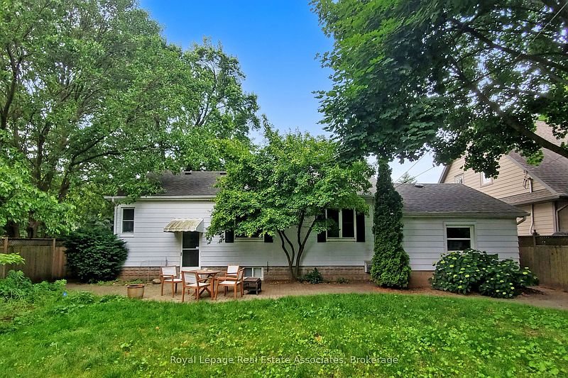 Burlington House for rent - 3 Bedrooms — photo 32